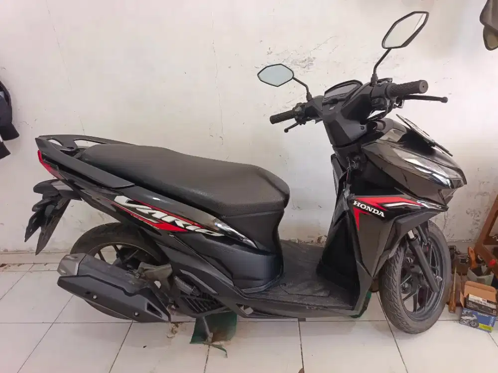 Jual beli vario th2018 samping kompelik Andika hairi motor bjm
