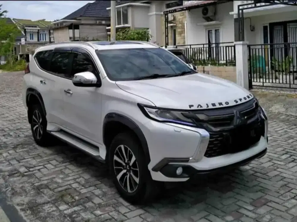 Mitsubishi Pajero sport Dakar tahun 2018