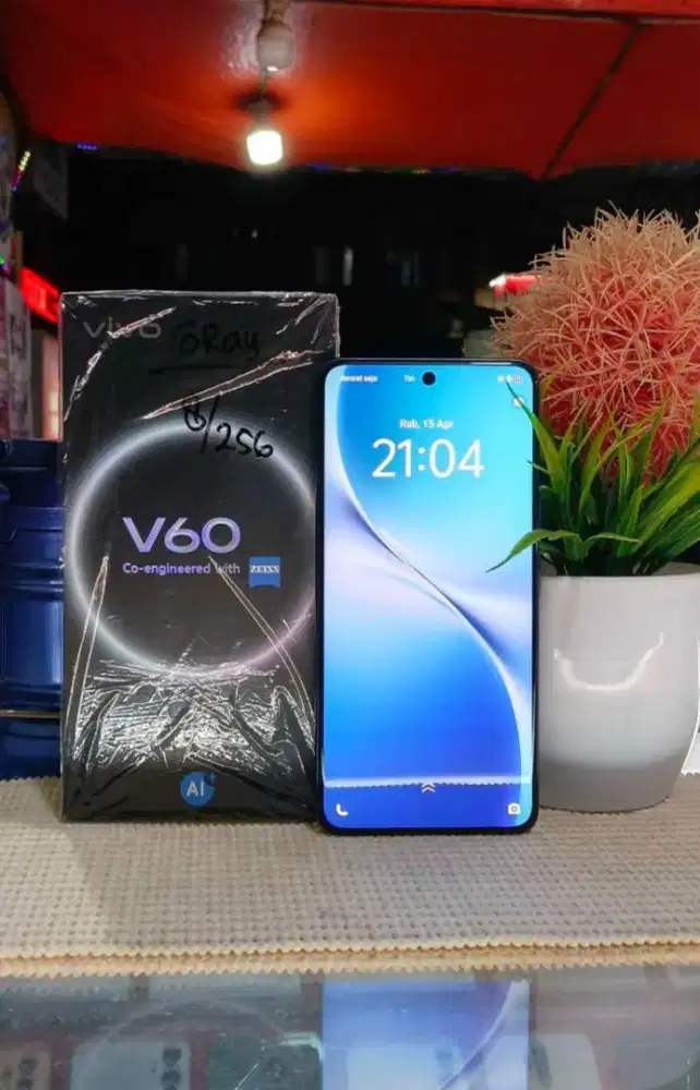 VIVO V60 RAM 8GB MEMORI 256GB