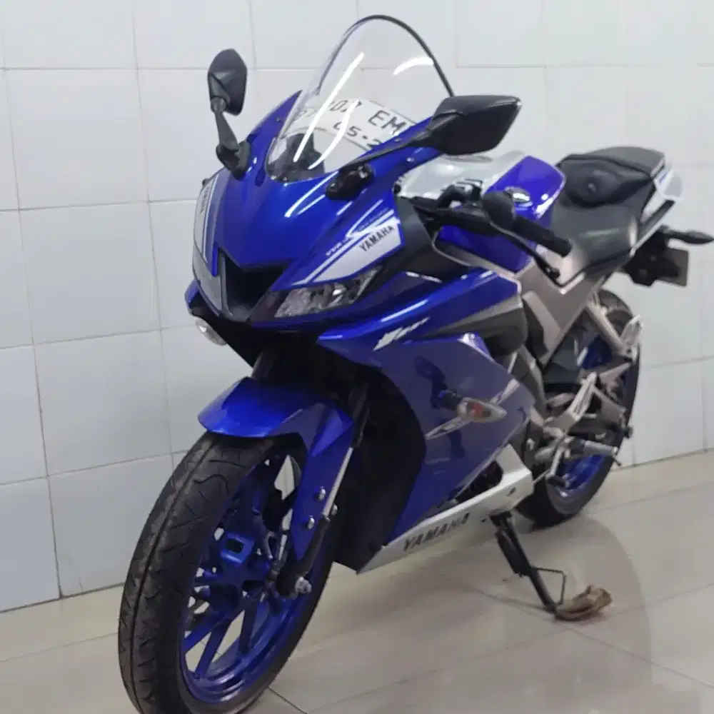 Yamaha R15 v3 2018 dp 1juta