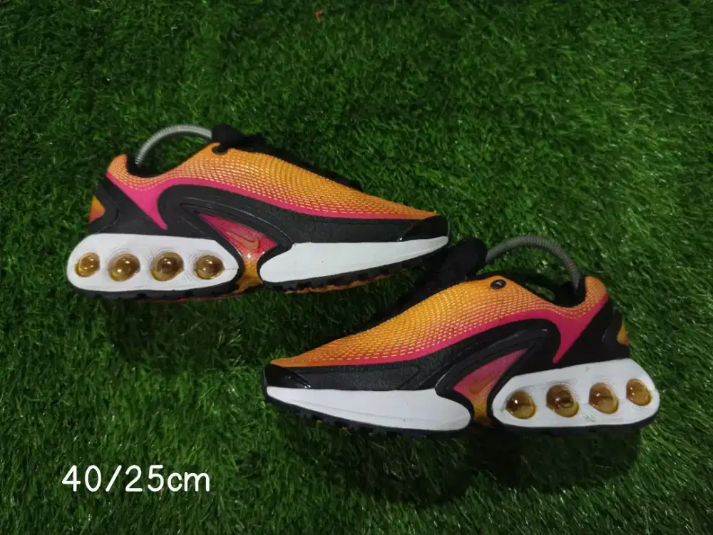 Nike Airmax DN Orange •Preloved,Second,Thrift•