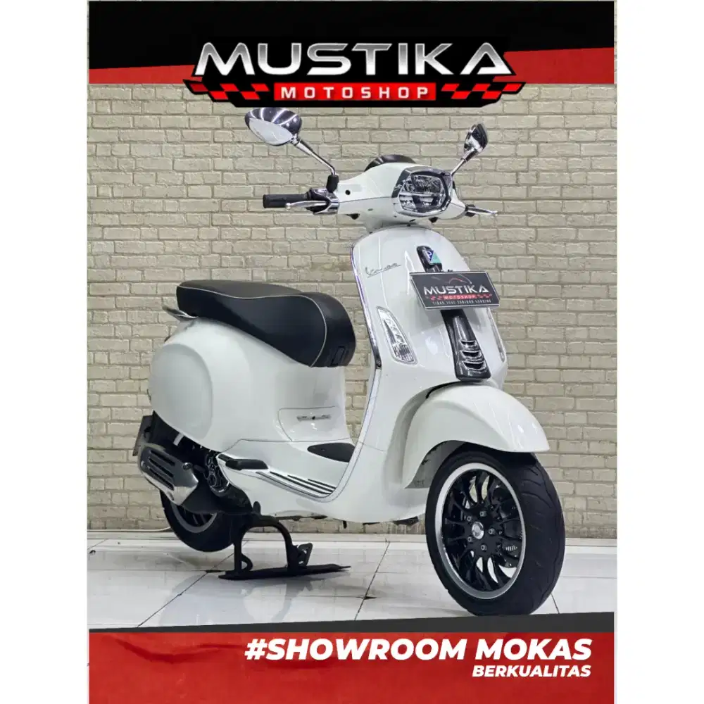 Perfect Condition!!Vespa sprint Led ABS 2022 White Mulus-Mustika