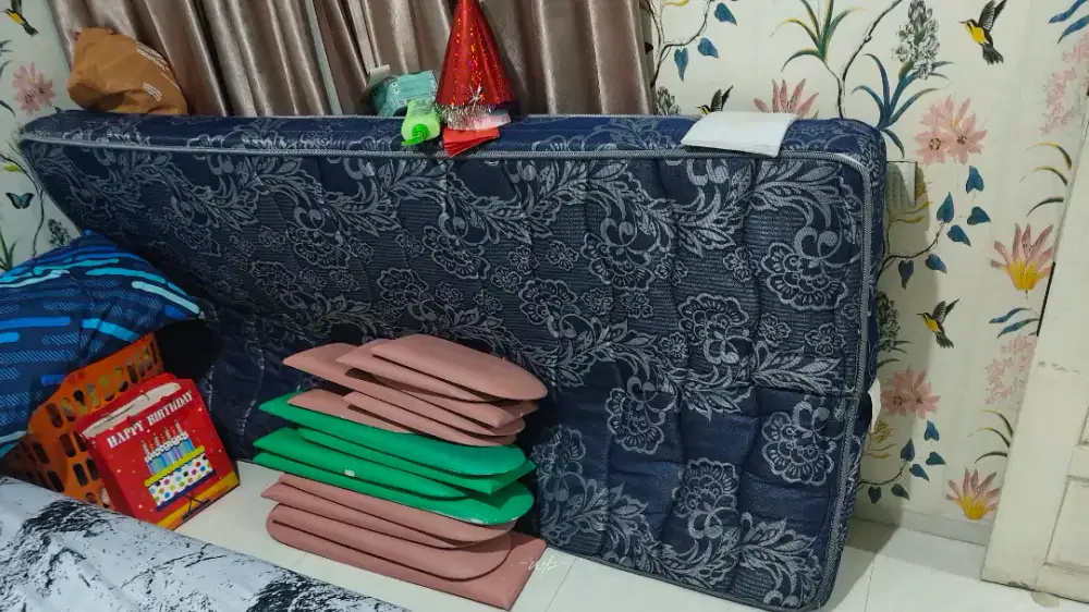 Kasur Central Galaxy Single