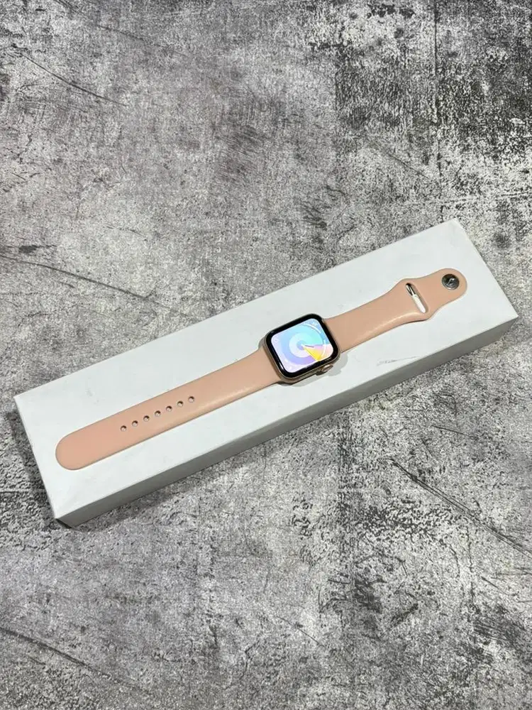 Apple Watch Series 6 40mm Gold Ex Inter