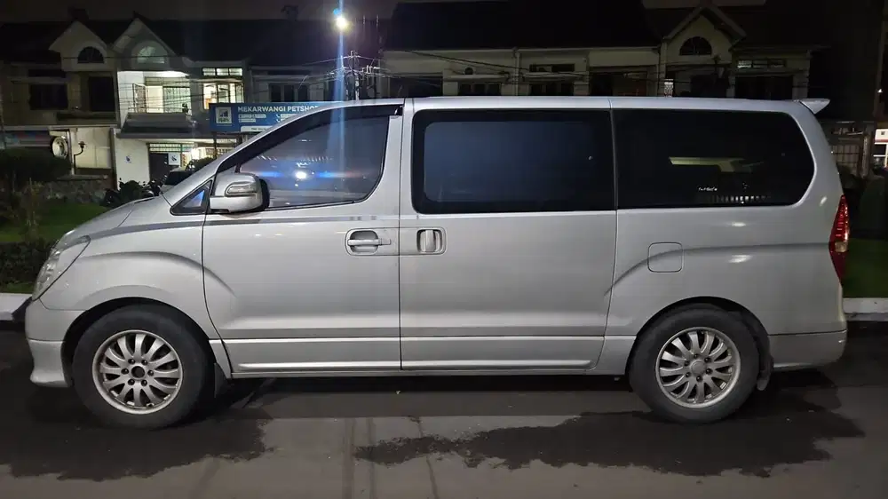 Hyundai H-1 2011 Diesel