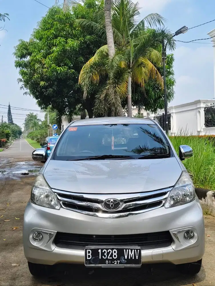JUAL MOBIL TOYOTA AVANZA SILVER G 1.3 AT TAHUN 2014