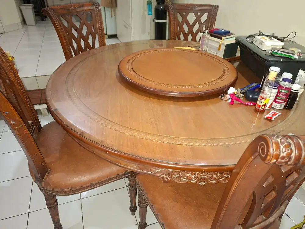 1 Set Meja Makan Kayu Jati Ukir