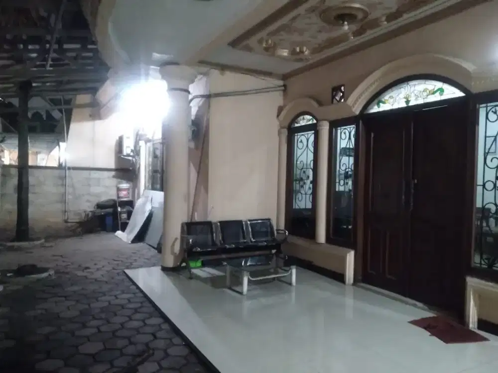 Dijual Cepat Rumah di Tebet Jaksel, Lt.225m2, Memiliki 5 Kamar