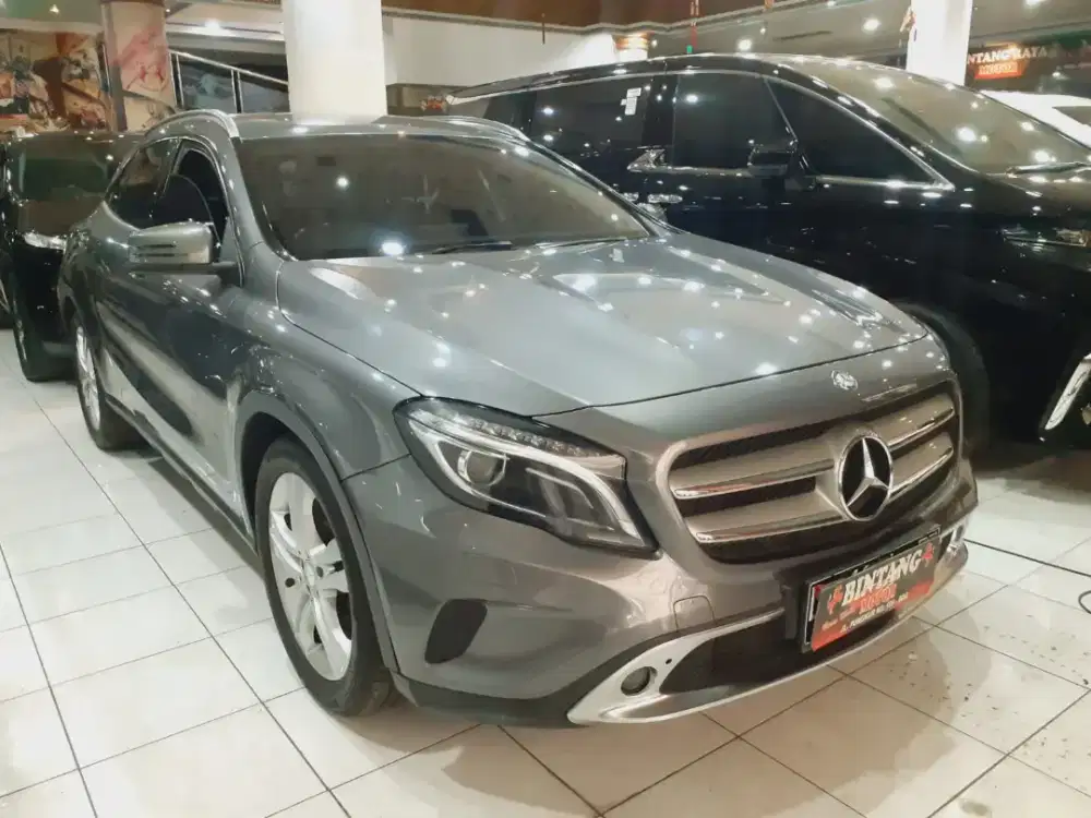 MERCY GLA200 AT 2015 KM 62RB GREY / MODEL THN 2016 [BINTANG MOTOR]