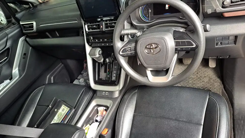 Toyota Kijang Innova 2023 Hybrid