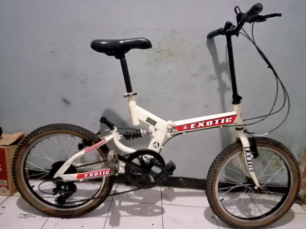 Di jual sepeda lipat merk EXOTIC