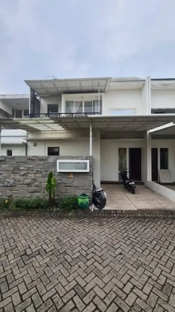 Rumah Murah De Casa Lakarsantri Surabaya
