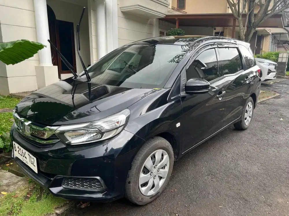 DI Jual Honda Mobilio 1.5 type E 2017