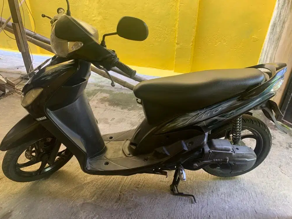 Motor 2010, Lengkap BPKP STNK pajak mati 1 tahun, motor mulus