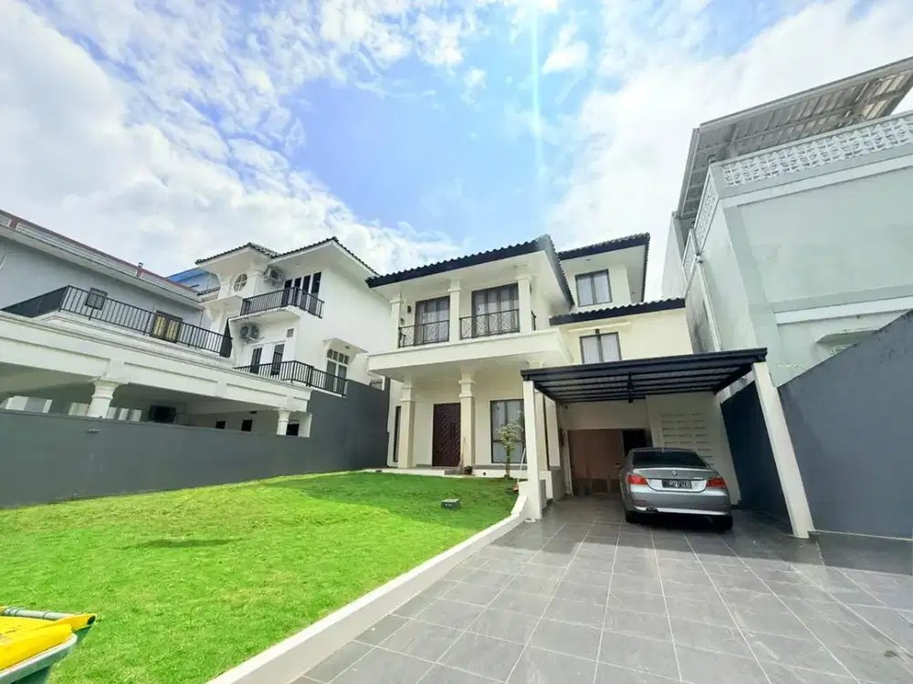 Rumah mewah 2 lantai,siap huni lingkungan asri & nyaman,legalitas SHM,7 menit dari Aeon Mal & Exit Tol Sentul City
