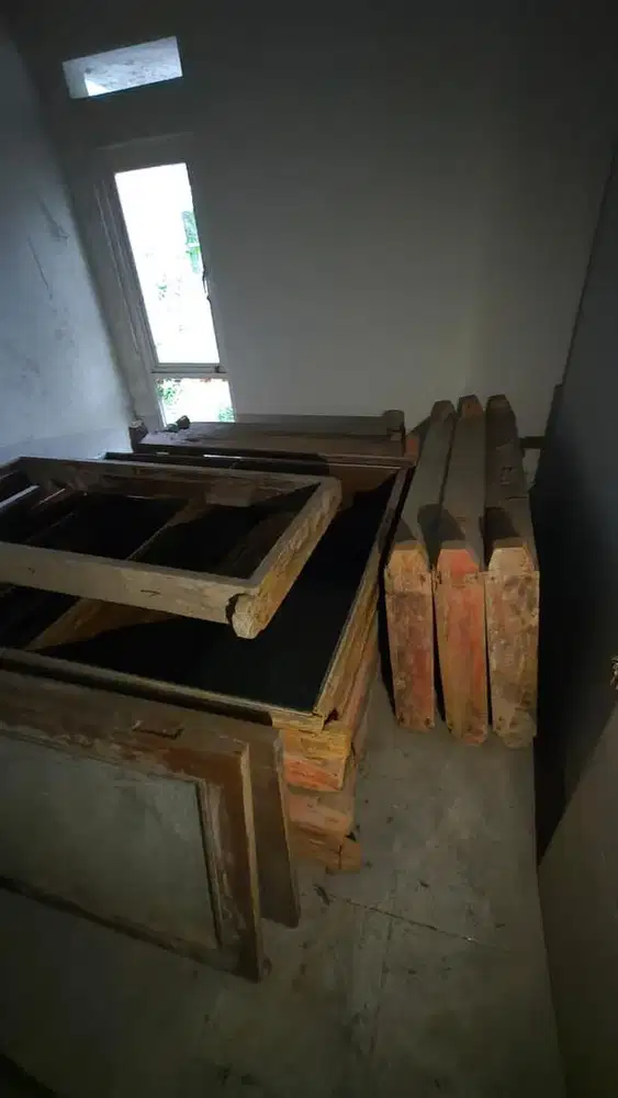 JUAL CEPAT KUSEN DAUN PINTU DAUN JENDELA JATI TUA