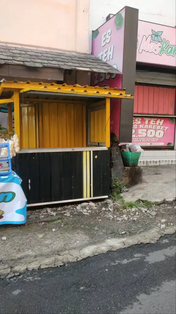 Booth container gerobak box kontener bekas