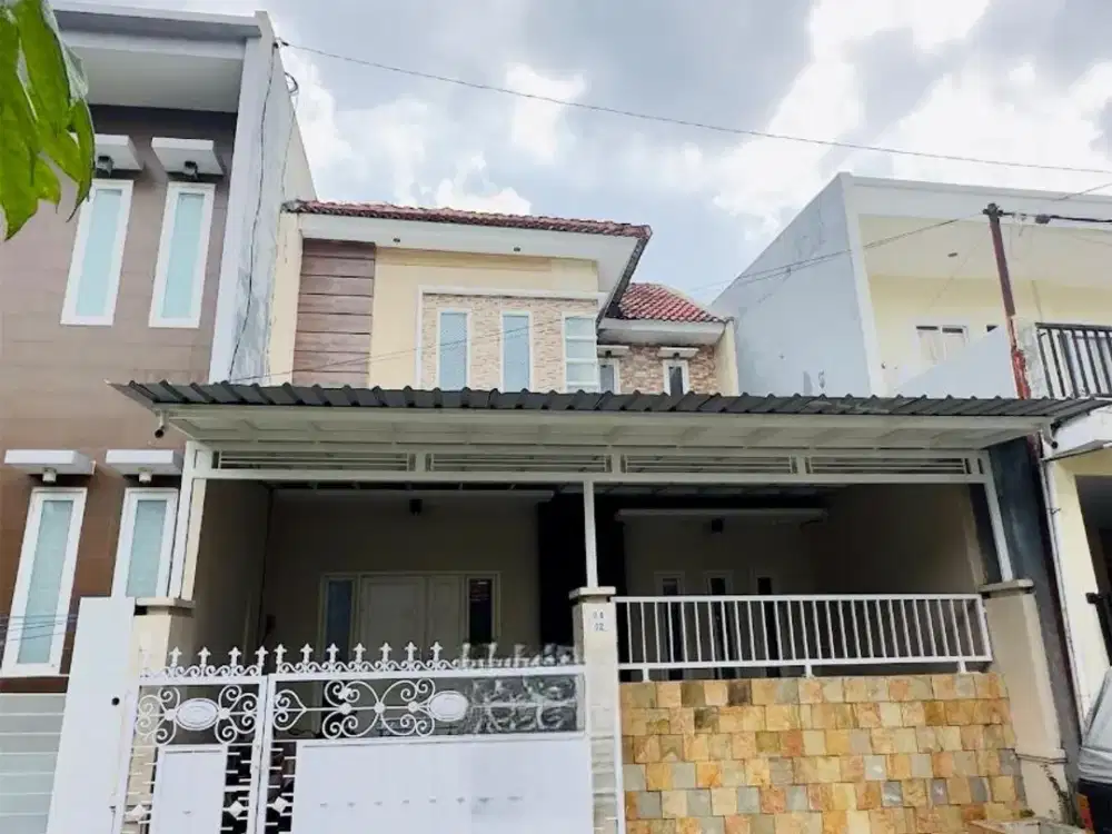 DIJUAL Rumah Pakuwon City Minimalis 2 Lantai Siap Huni PAKUWON CITY
