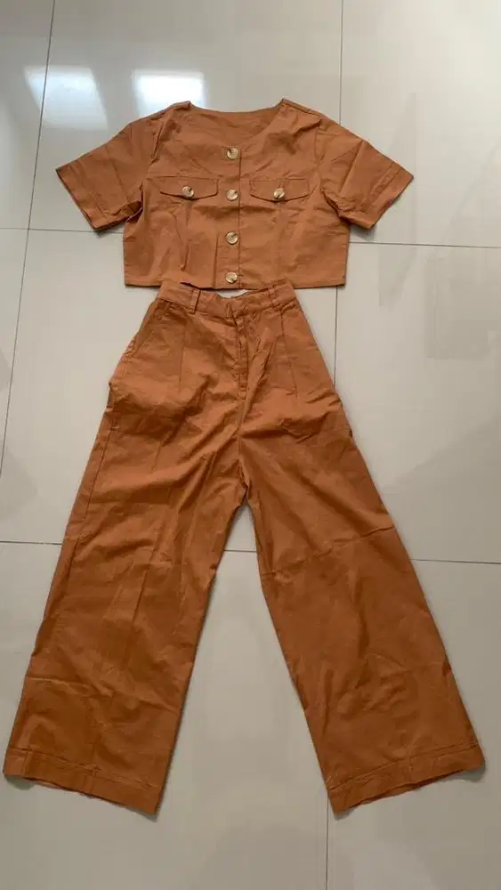 Stelan one set atasan dan celana