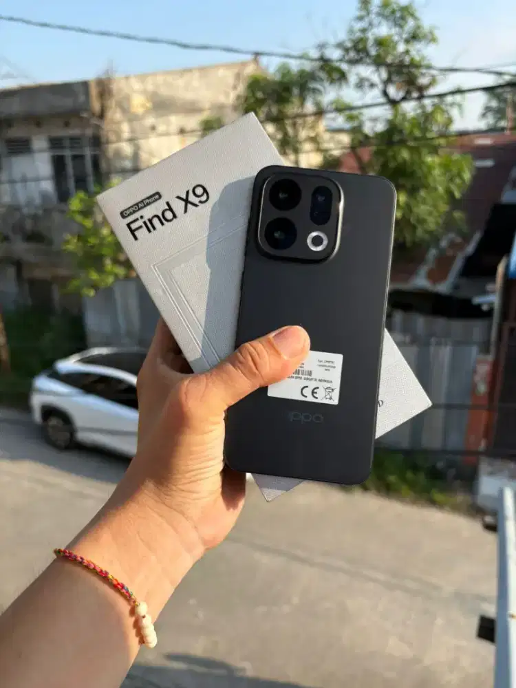 Oppo Find X9 5G Hasselblad 16/512 Garansi Resmi Januari 2027