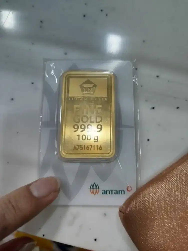 Emas Antam 100g