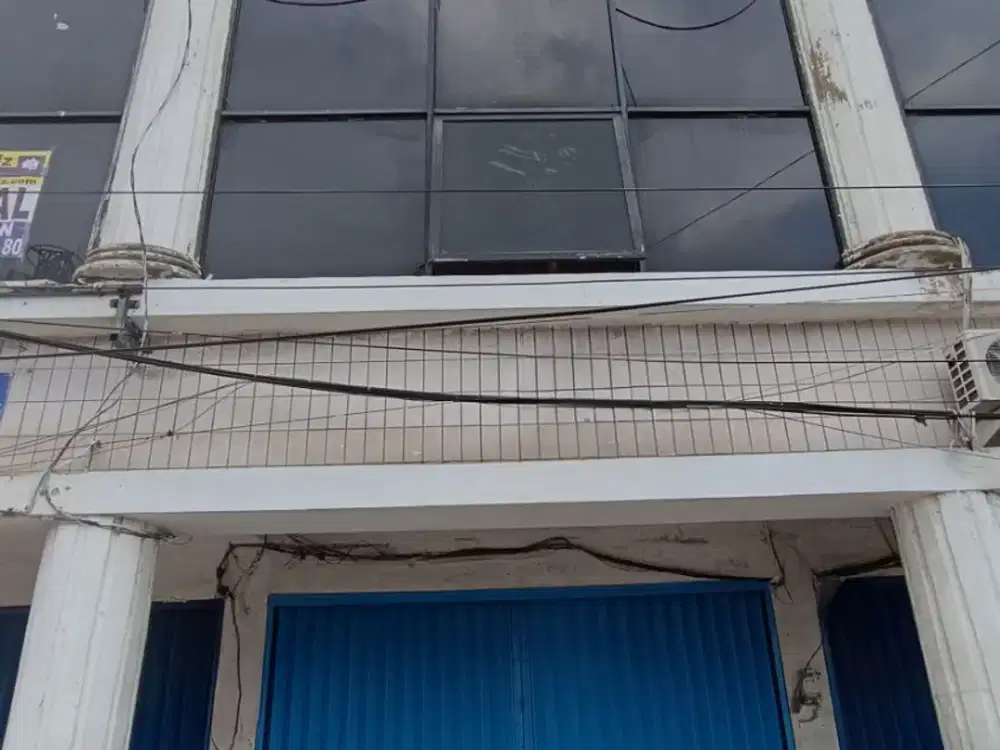 Ruko 3,5 lt Pintu Kecil, Roa Malaka LB 130 m Siap Huni
