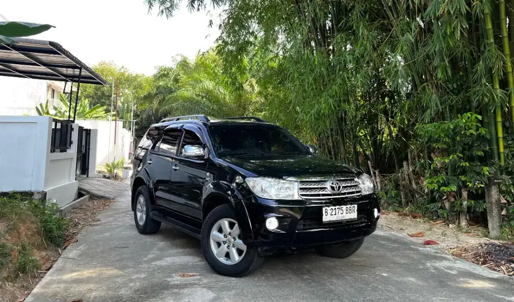 Fortuner G Diesel Matic Tahun 2010