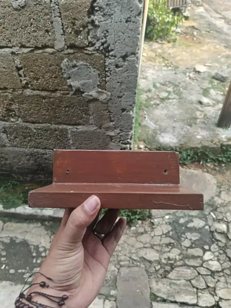 Rak ambalan Display Sepatu Sandal Kayu Jati Belanda