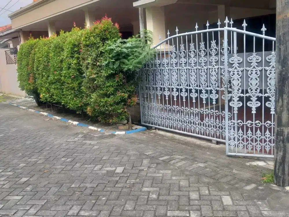 DIJUAL RUMAH DELTASARI INDAH WARU SIDOARJO RON.A814