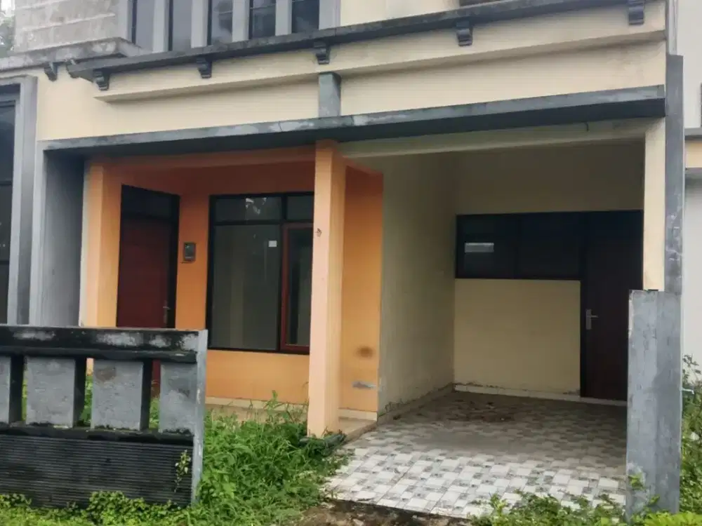 JUAL RUMH SIAP HUNI LOKASI SELATAN PASAR GODEAN