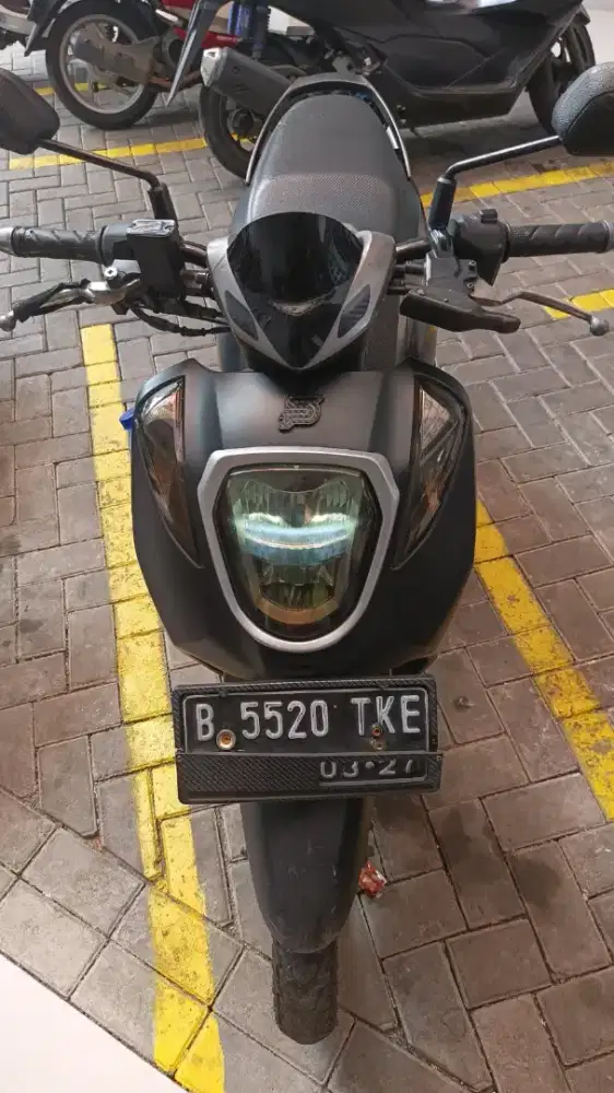 Honda genio 2021 hitam silver