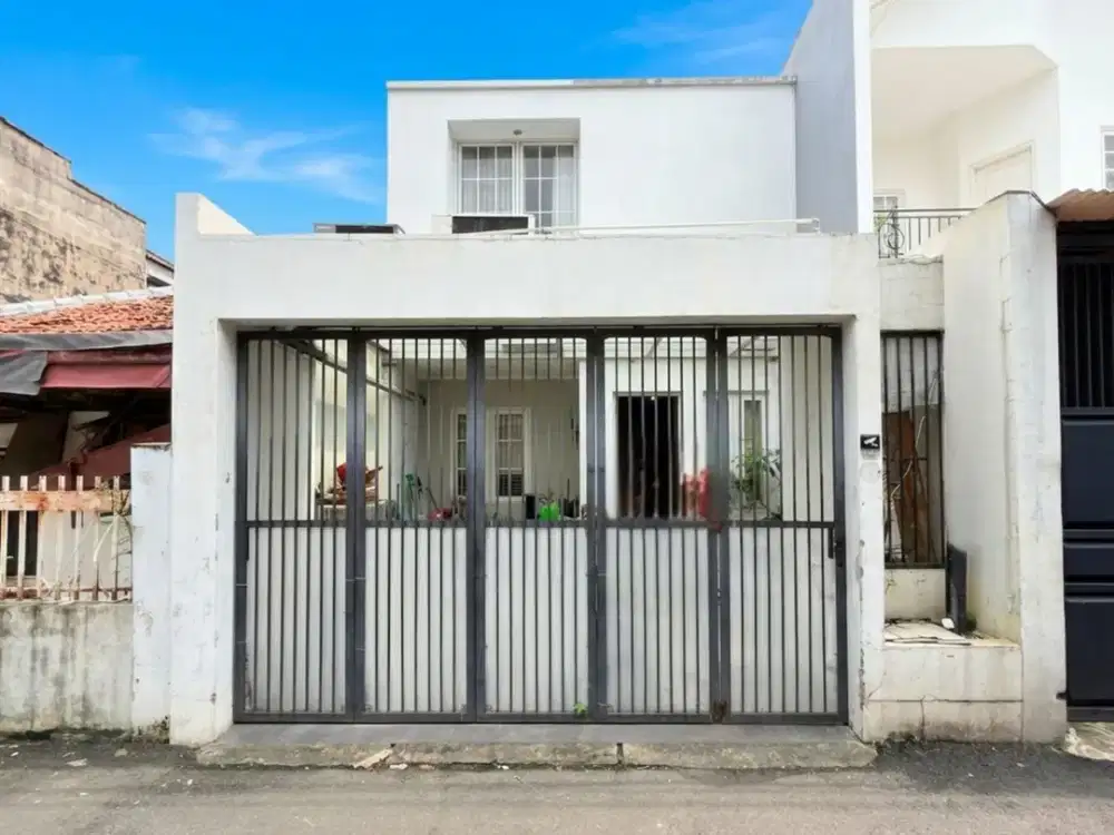 CUMA 2 M - AN ! RUMAH MINIMALIS 2 LANTAI, AKSES MUDAH JALAN 1 MOBIL !!!