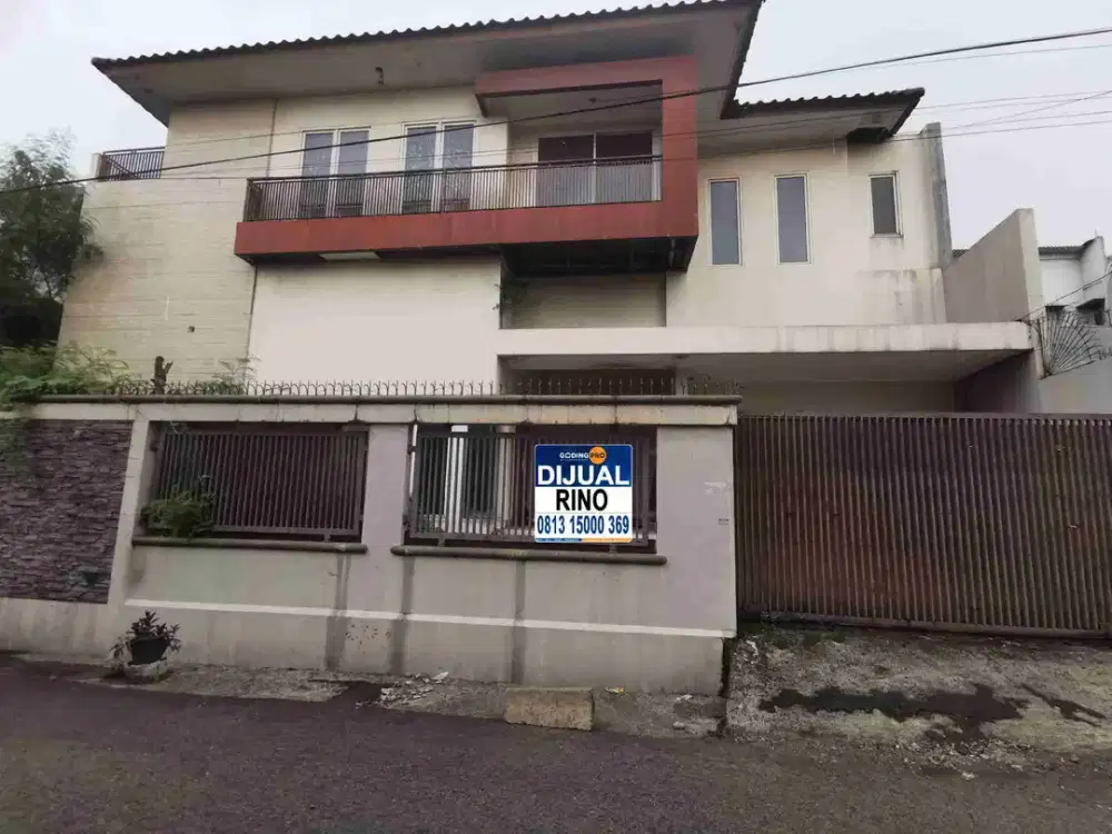 Rumah 2lt dalam komplek kebon jeruk jakarta barat