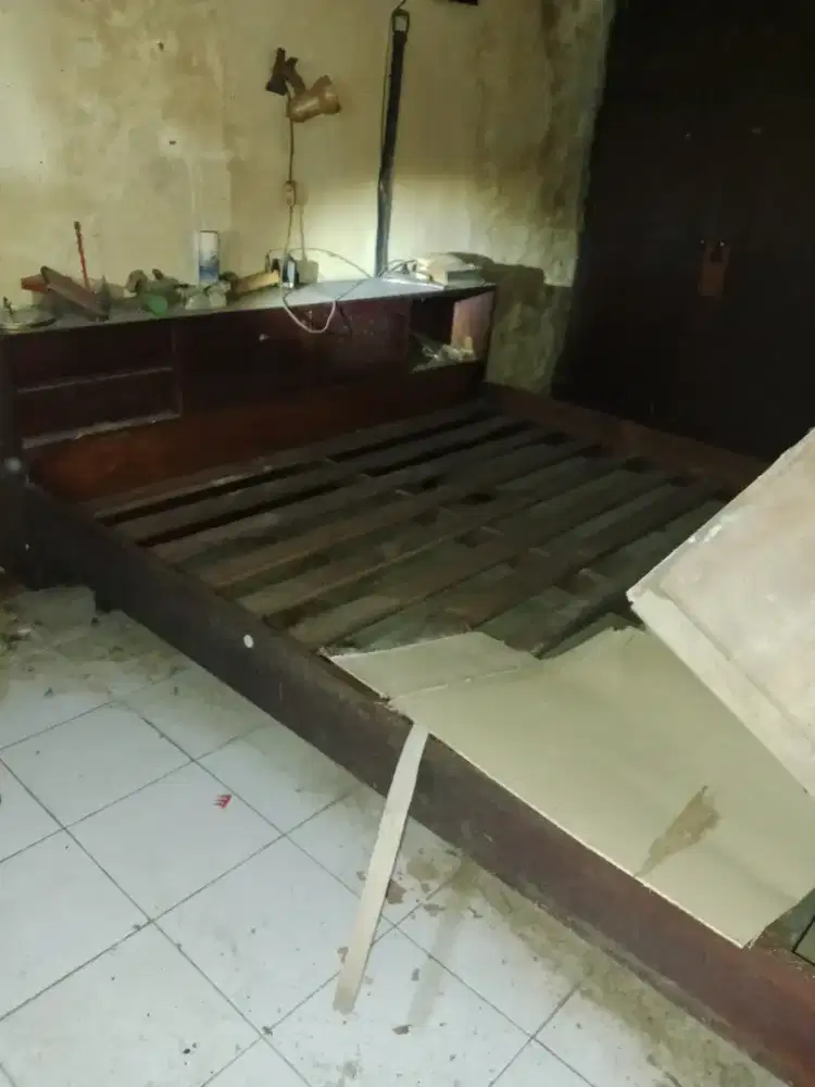Dijual tempat tidur Jati Lawas