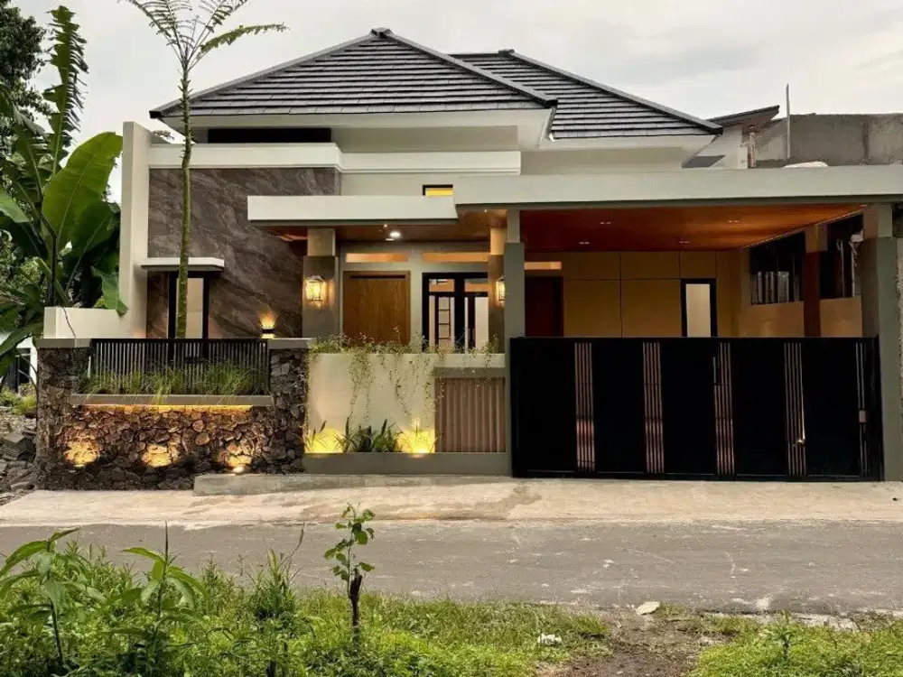 Rumah Modern Tropis di Jalan Kaliurang km13 Sukoharjo Ngaglik Sleman