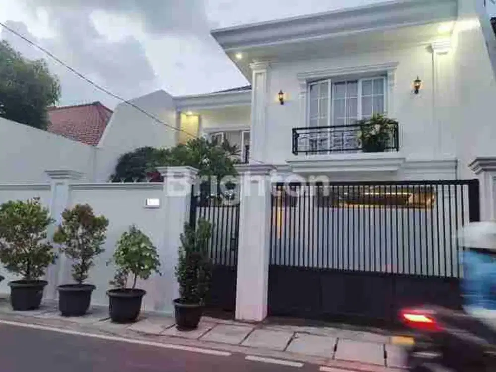 Rumah Mewah Lokasi Strategis dekat Kemayoran dan Pasar Senen, Jakarta Pusat
