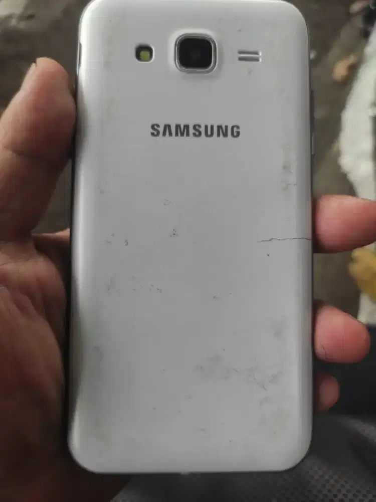 Samsung J5 2015, Ram 1.5 / 16 gb