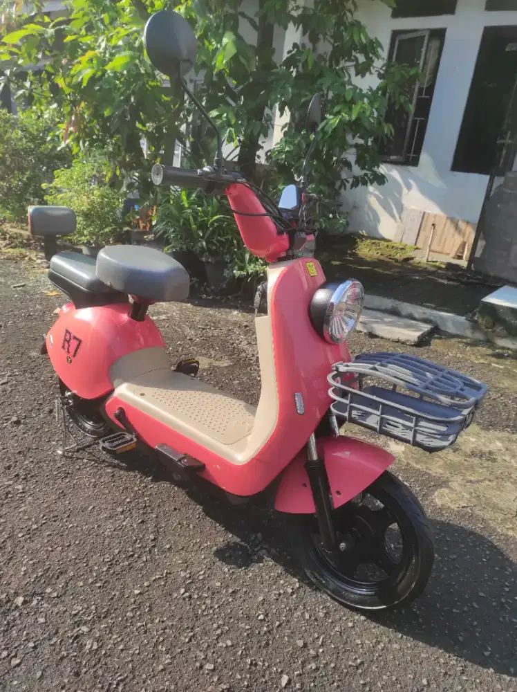 Dijual Uwinfly R7 siap pakai