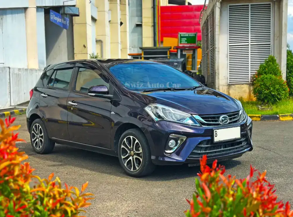 Dp minim Sirion 1.3 AT 2018 matic daihatsu keyless start engine ungu