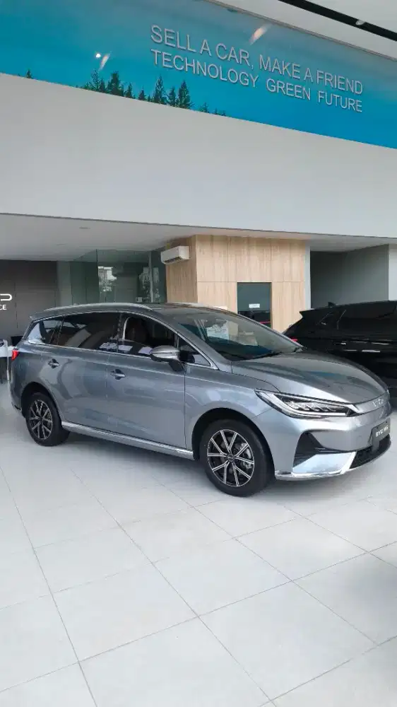 BYD M6 Standard / Superior 7 Seater / Superior Captain 6 Seater