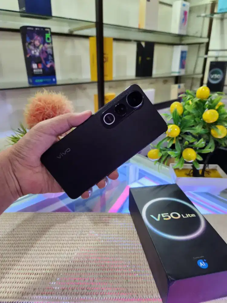 Vivo V50 Lite Ram 8+8Gb/ 256Gb Fullset Pemakaian 1 Bulan Like New