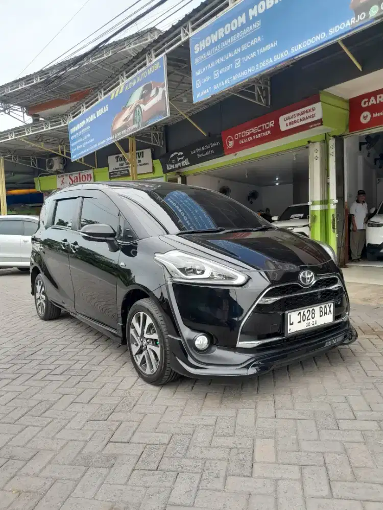 SIENTA Q AUTOMATIC 2018 HITAM ISTIMEWA