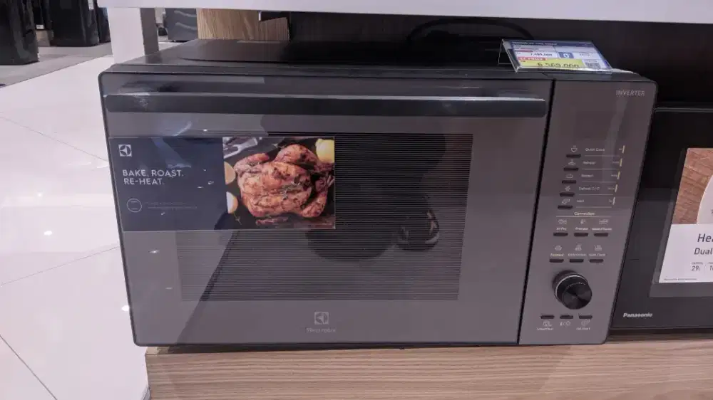 ELECTROLUX MICROWAVE BLACK