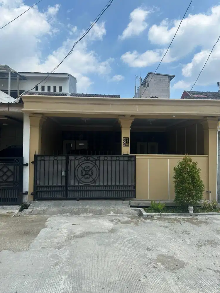 Dijual Perumnas Bumi Telukjambe Blok U Atas