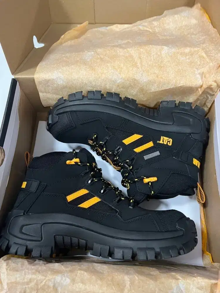 Caterpillar Invader Mid Vent Composite Sepatu Safety Work Boot size 42