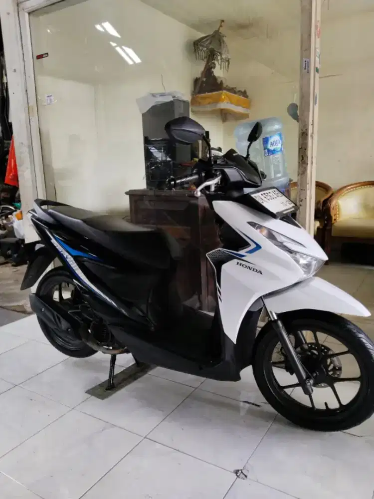 Dp 1.300 Honda beat fi thn 2024 cash Bali dharma motor