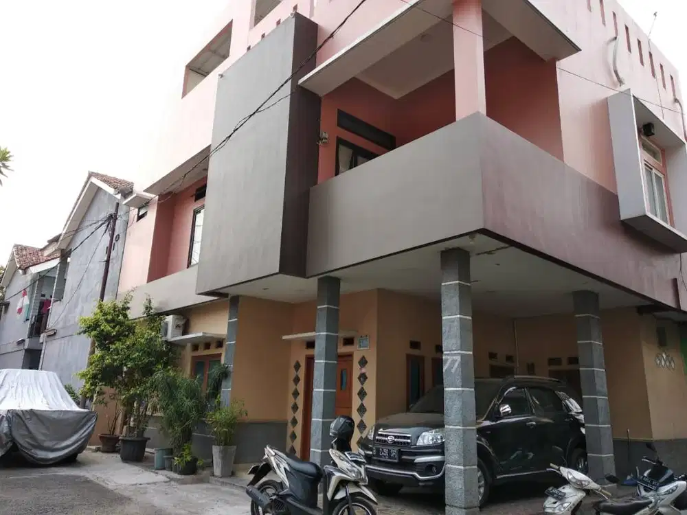 jual rumah ada roof top dekat stasiun pondok ranji ciputat nego
