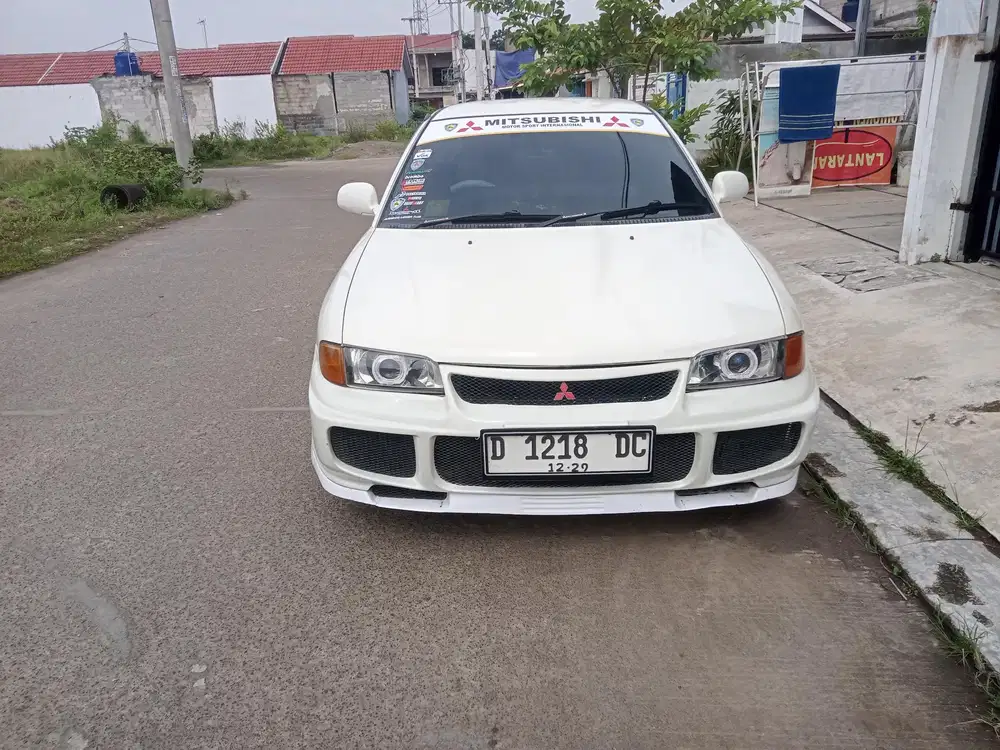Mitsubishi Lancer 1994 Bensin