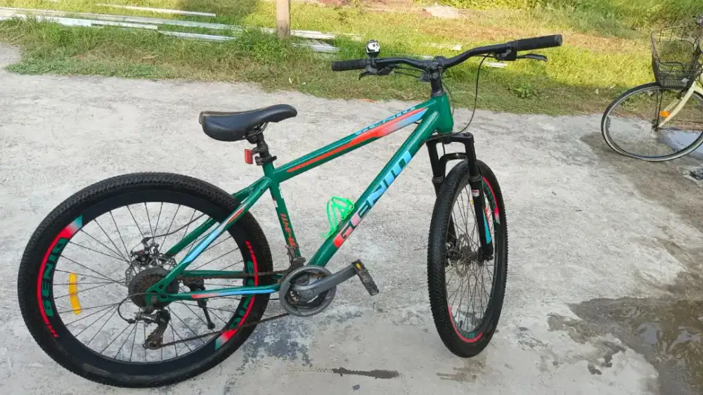 Sepeda genio dan sepeda hijau