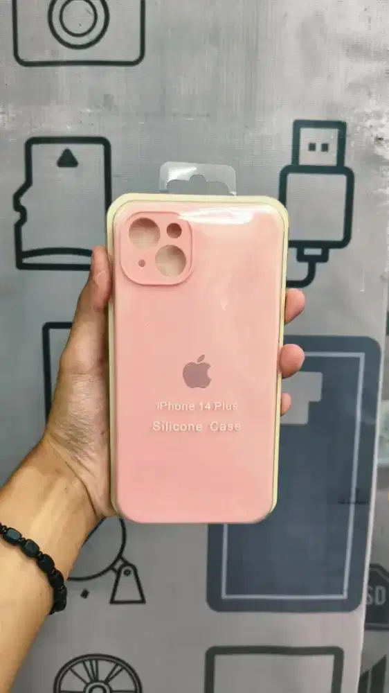 Casing iPhone 14 Plus